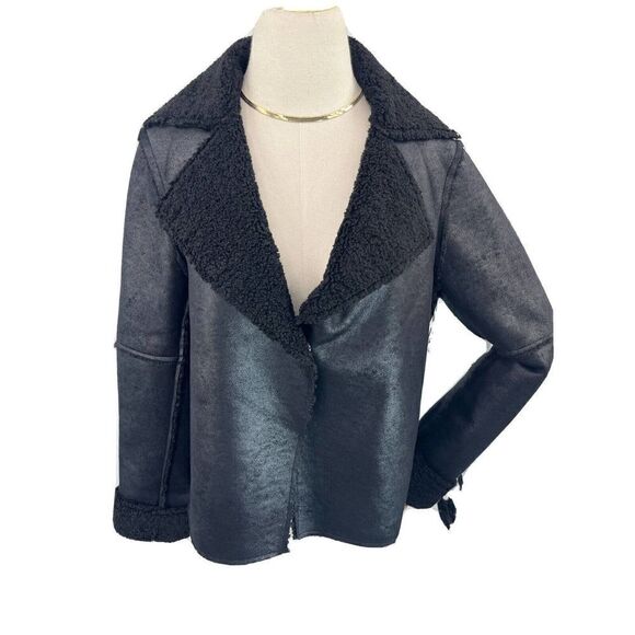 New Velvet by Graham & Spencer Black Sherpa Jacket Faux Suede Medium Reversible - Picture 2 of 16